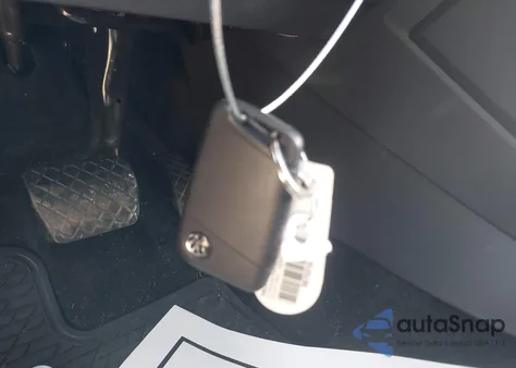 2019 Volkswagen Tiguan 2.0T Se/2.0T Sel/2.0T Sel R-Line/2.0T Sel R-Line Black z USA, uszkodzony, nr VIN 3VV2B7AX5KM062339